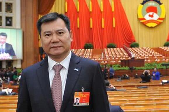 安徽十大富豪,谁最有钱?最后一位帅气撩人!