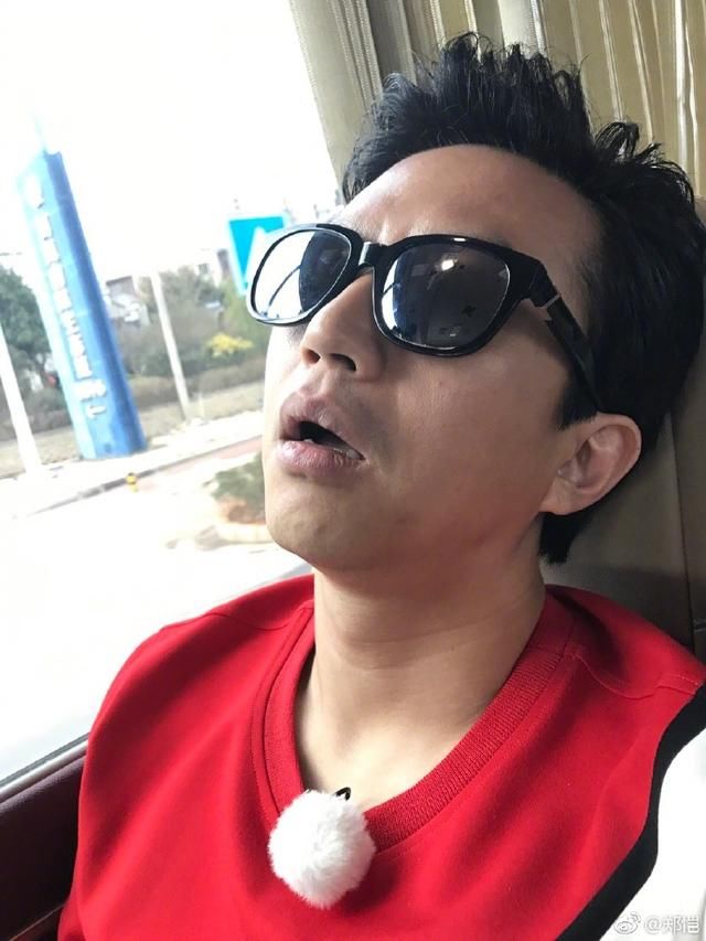 邓超生日吐槽孙俪每年都不送生日礼物,谁知道