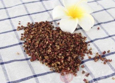 花椒泡脚的功效与作用 花椒水泡脚的禁忌