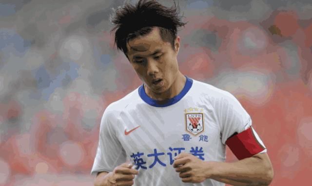 中国球员最新身价排名Top10:张稀哲垫底,王大