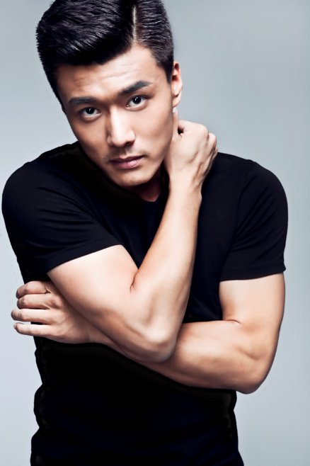 《义道》热播 白恩忍辱负重家仇国恨一肩挑