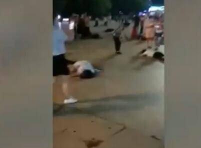 Image result for æ¹åè¡¡ä¸è¶éè½¦å²æäººç¾¤å·²è´3æ»43伤