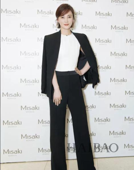 陈建斌 蒋勤勤一家四口正面照来啦 看看宝宝可