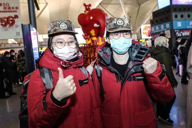辽宁省第二批对口支援湖北襄阳医疗队出征(图7) 辽宁省第二批对口支援湖北襄阳医疗队出征(图7)