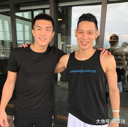 郭艾伦发文调侃林书豪,自曝用功看小说,易建联