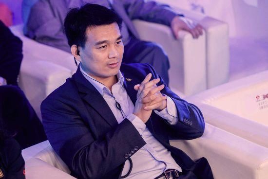 昆仑决创始人带着杨建平打武林风,杨建平优势