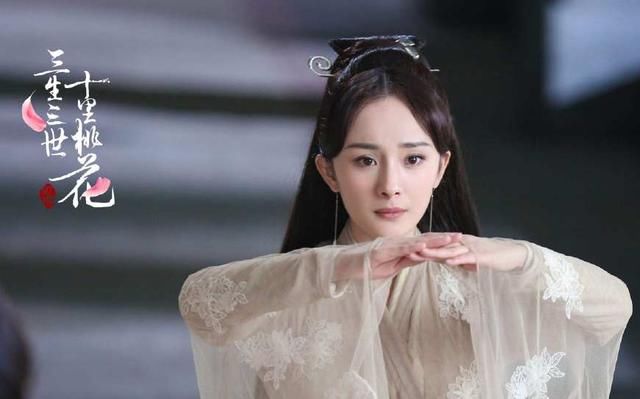 杨幂新剧《扶摇》预告来袭,黑化之后的造型已