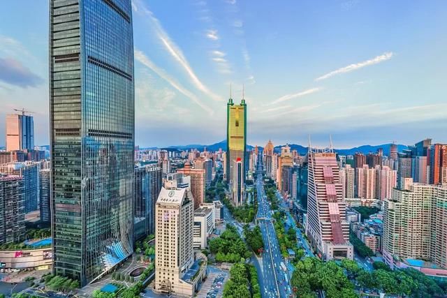 中国最发达的城市,全国性经济中心,上海、北