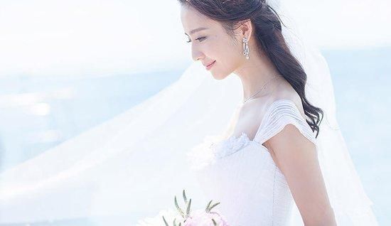 刘诗诗流泪图太经典,杨幂发型不适合,车晓中式