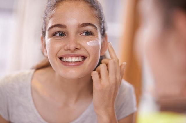 外油内干是病?拯救肌肤渴水症