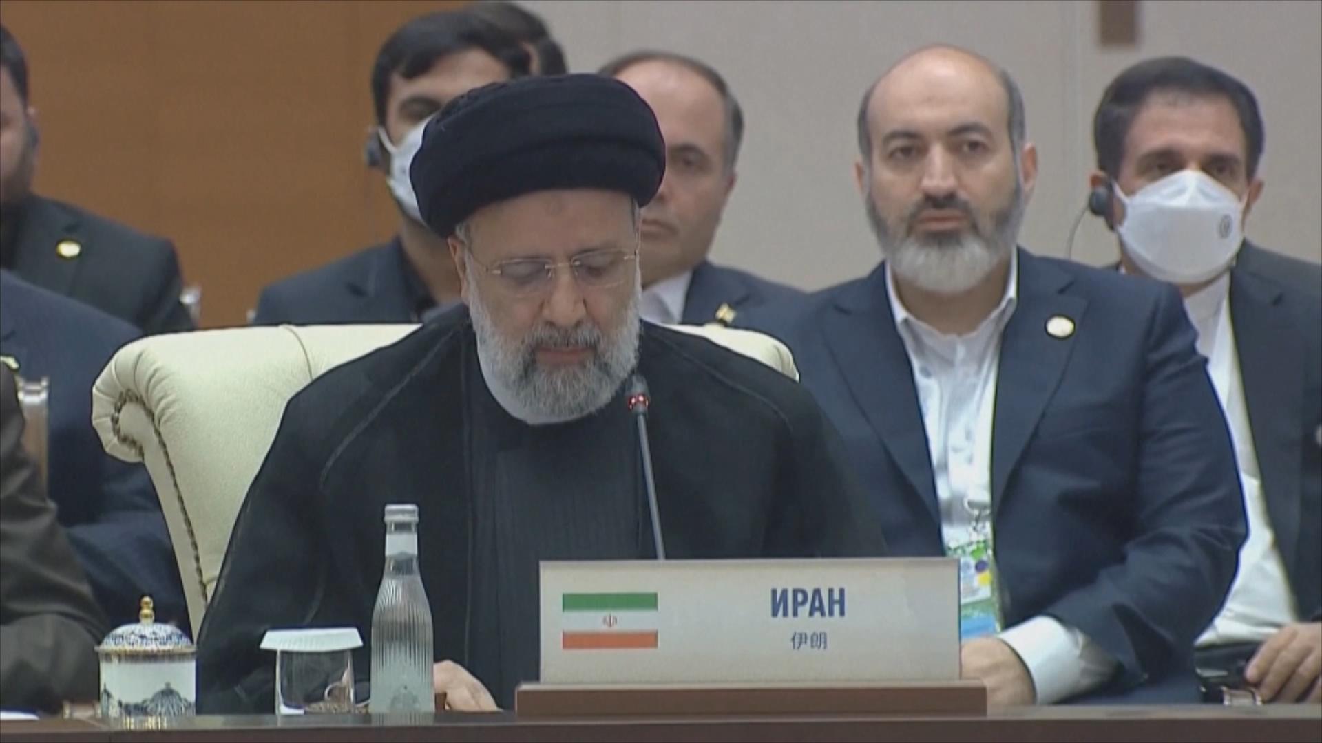 伊朗总统莱希:伊朗不会屈服于美国的“霸凌” 伊朗总统莱希:伊朗不会屈服于美国的“霸凌”