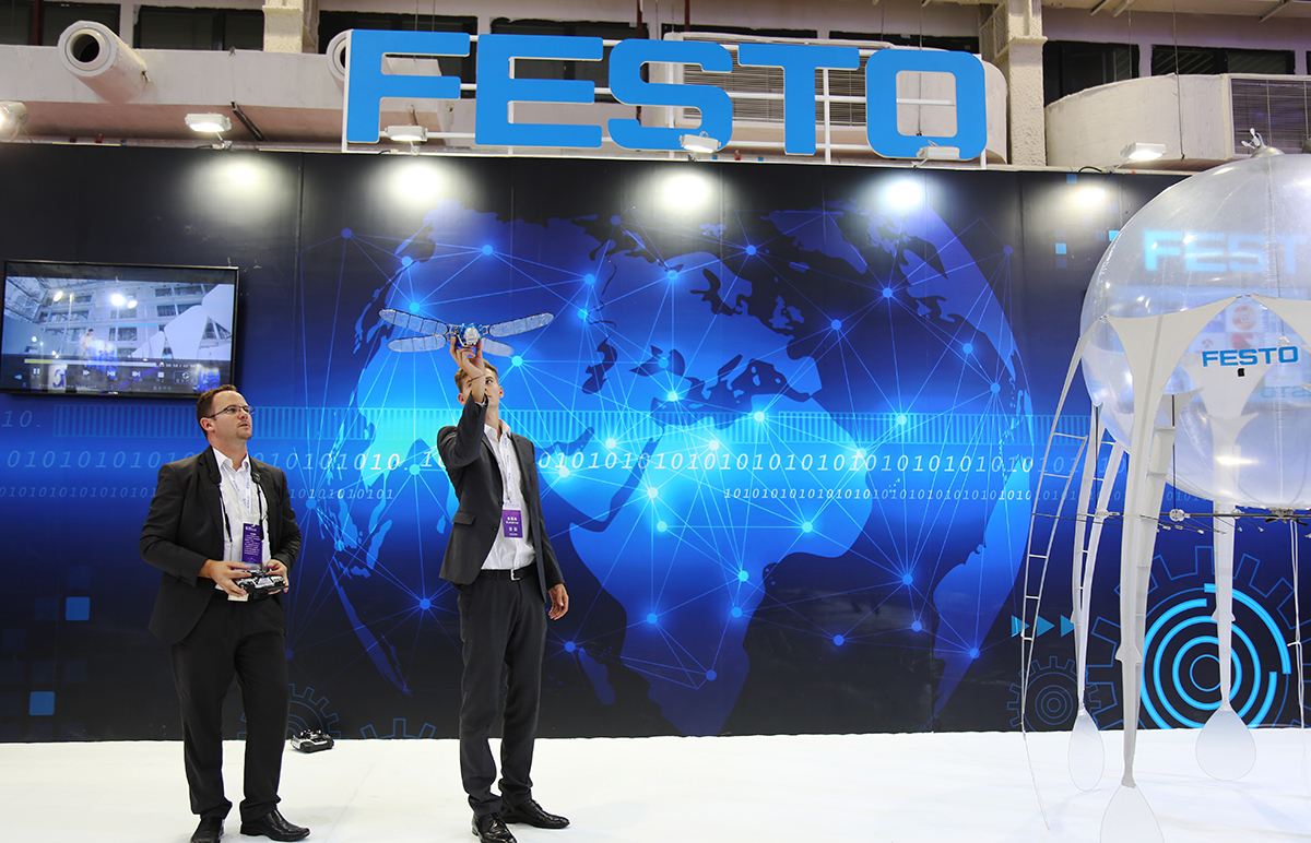 世界机器人大会看亦庄:机器人巨头扎堆来落户 世界机器人大会看亦庄:机器人巨头扎堆来落户