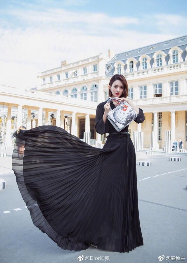 一张图告诉你赵丽颖,杨颖代言迪奥的地位区别