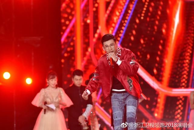 MC天佑哪里来的自信,上个跨年晚会居然挑衅刘