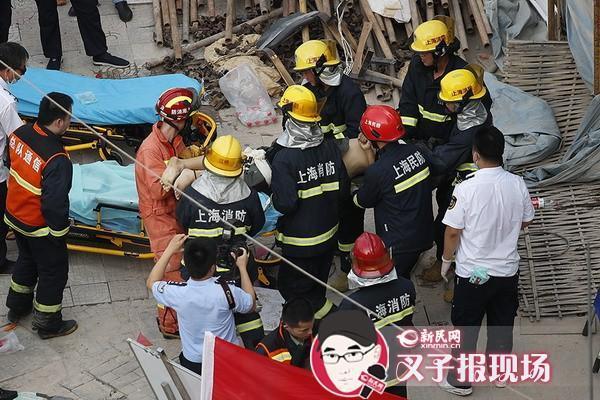 上海一楼房倒塌 已致2死