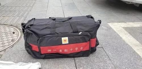 大爱无言丨浙江省红十字会百万救灾物资今日抵