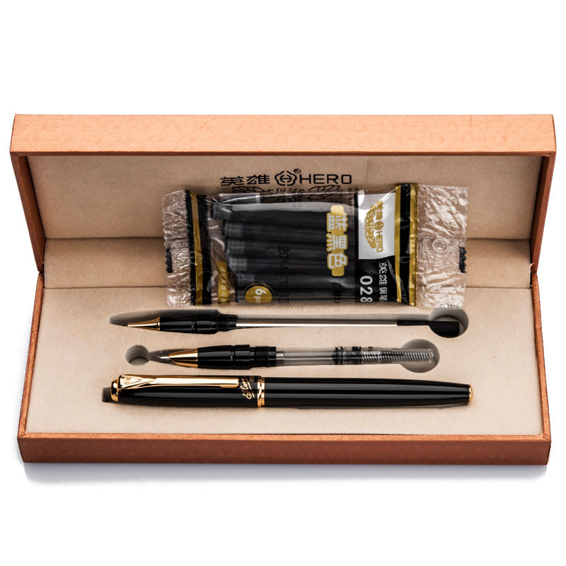 一支粉笔两袖清风,三尺讲台四季晴雨!教师节至