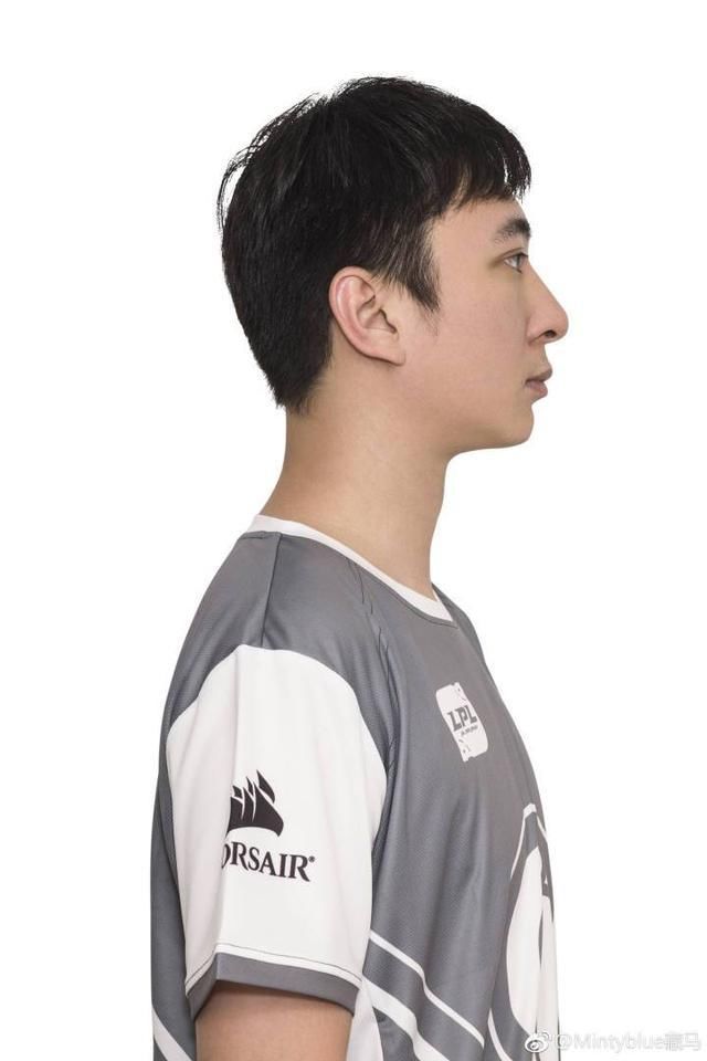 王思聪:我有一个职业梦 校长要打职业啦