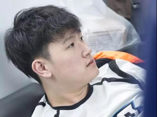 BLG中单Mole太狂傲了,把与Faker齐名的Dopa