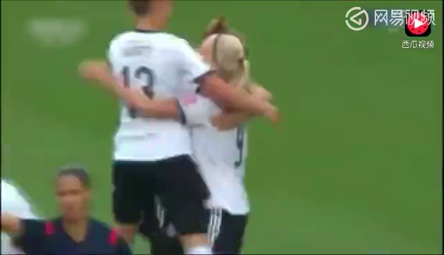 中国足球最顽强的比赛，女足5球逼平德国，斗志完爆男足
