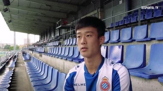 8岁中国天才少年签约西甲,曾是中超最年轻队长