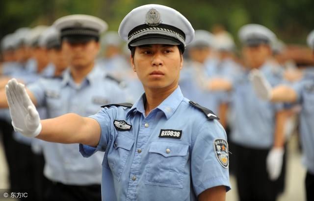 辅警转正改革:优先录用人民警察!干满10年不再