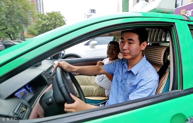 滴滴:顺风车又出事,预估值达到800亿美元 网友