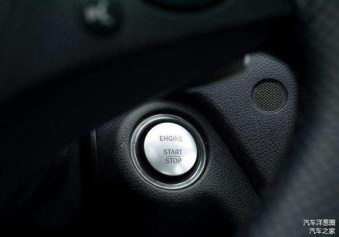 最新消息!奔驰高速定速巡航+刹车失控事件惊