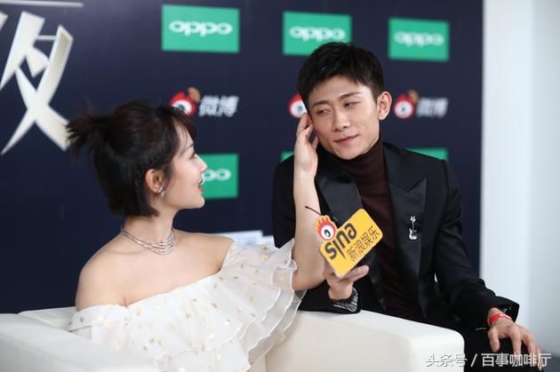 小花旦杨紫和张一山在微博之夜上都做了什么