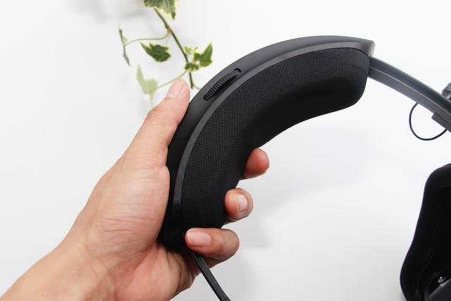 拿起爱奇艺奇遇II VR一体机,来一场与未来影院