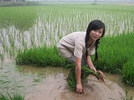 农村老话好男不吃分家饭,好女不穿嫁时衣,知