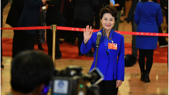 政协委员刘红宇:有效改善律师执业环境 为行业注入新活力 政协委员刘红宇:有效改善律师执业环境 为行业注入新活力