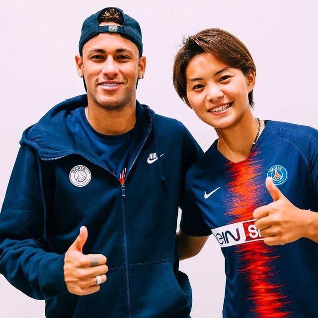 中国女梅西王霜转会巴黎,开启2年留洋生涯,收