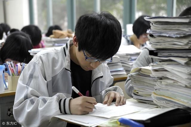 2018高考丨先选学校还是先选专业?你要的答案