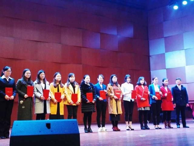 未来10年,最无用的6门大学专业,一门比一门幸