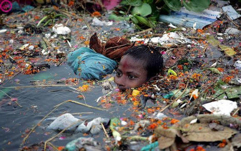 真实印度惨不忍睹!中国禁令让美,欧洲彻底慌了?