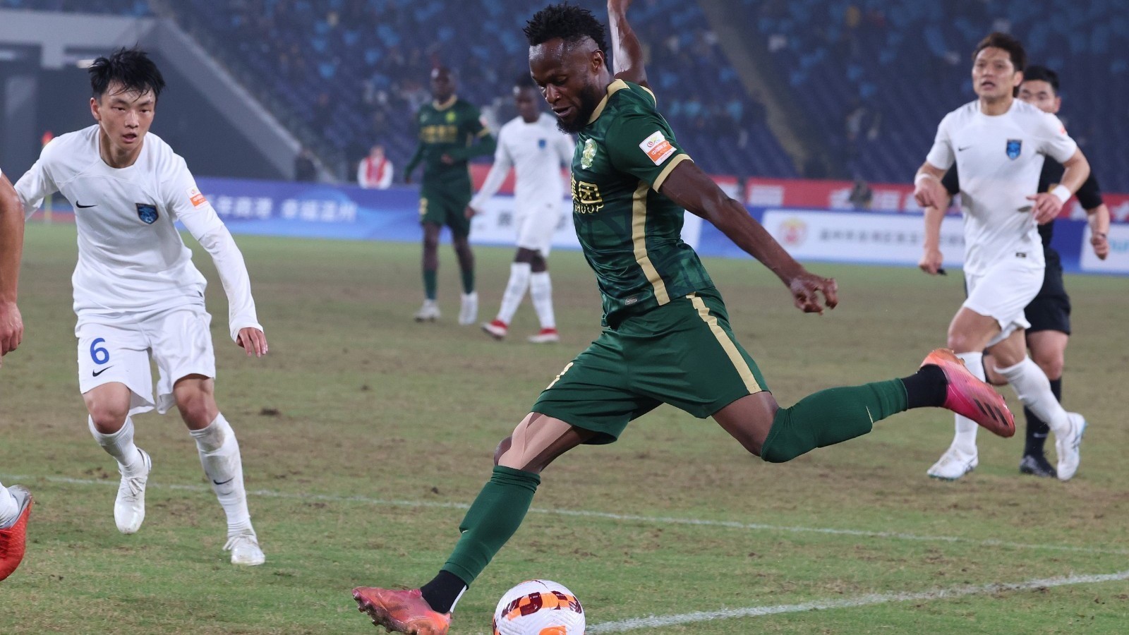 场面占优 热身赛北京国安0比0战平南通支云