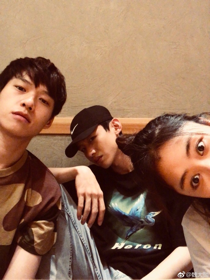 抠门魏大勋难得请客吃饭 遭损友白敬亭谭松韵