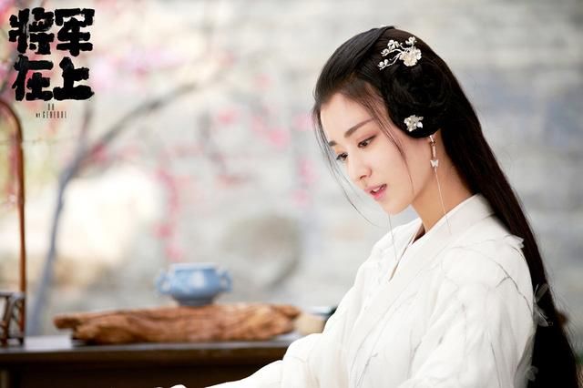 骄两男主遭吐槽花月奴美貌不输萧蔷,铁心兰是