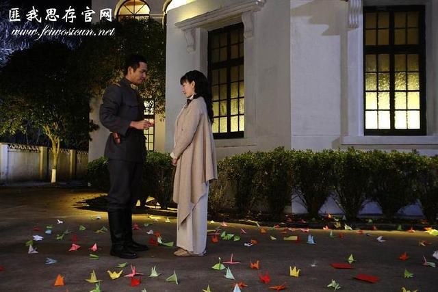 《来不及说我爱你》中程信之隐婚娶了尹静琬,