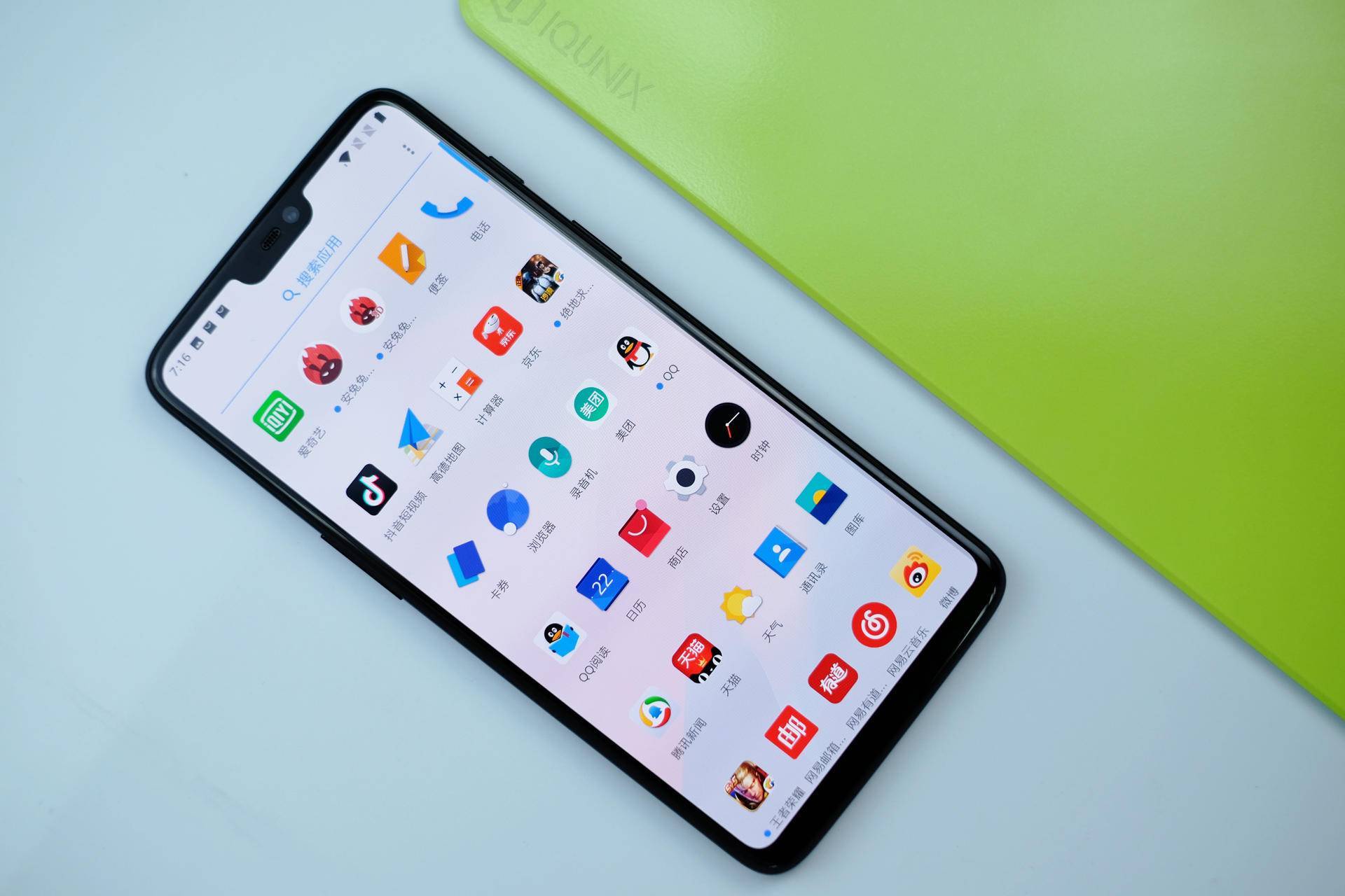 最值得购买旗舰究竟是一加6还是小米8?这篇文