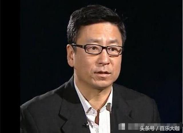 中国足球为什么一直这么弱?白岩松这句话真相