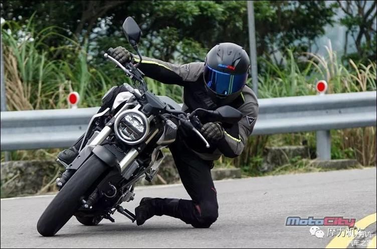 宝马G310的强劲对手 CB300R试车报告