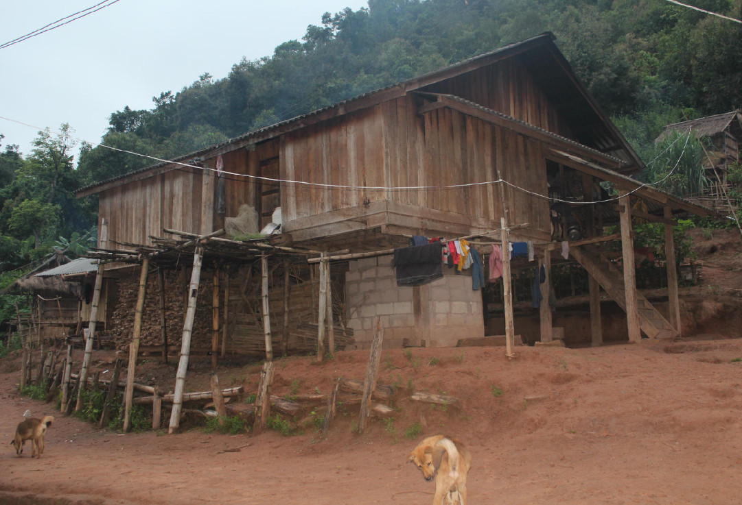 老挝女孩13岁就要嫁人,超过18岁再嫁人很难!