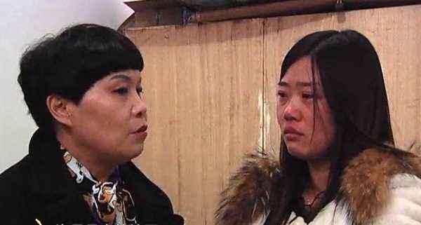 结婚当天婆婆反悔不给彩礼钱,我妈支一招婆婆