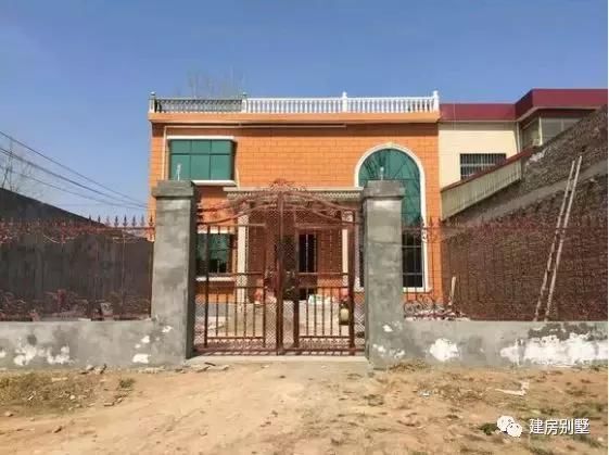 云南农村自建房,20万的造价50万的效果,因风景