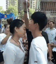这种情况傻子才会完成挑战吧