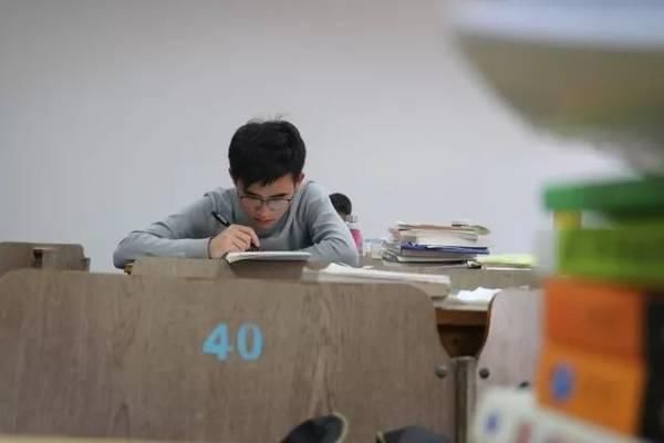与高校鄙视链的较量,考研只是起点么?