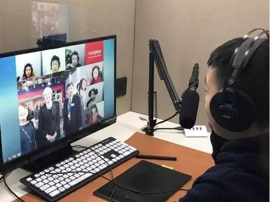 中国小学生对话梅姨,学而思网校抢了新东方、