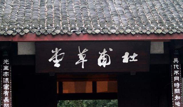 关于描写山的诗句,大气磅礴!